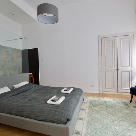 Luxury Apartment By Hi5 - Oktober 6 Street Budapeşte Dış mekan fotoğraf